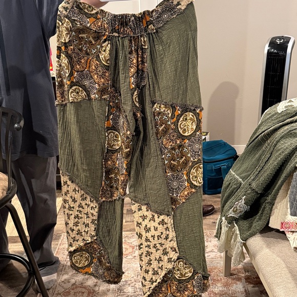 POL Olive Green Patchwork Wide Leg Pants - Picture 12 of 15